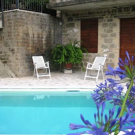 Agriturismo La Rocca *