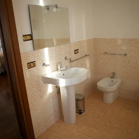 Agriturismo La Rocca *